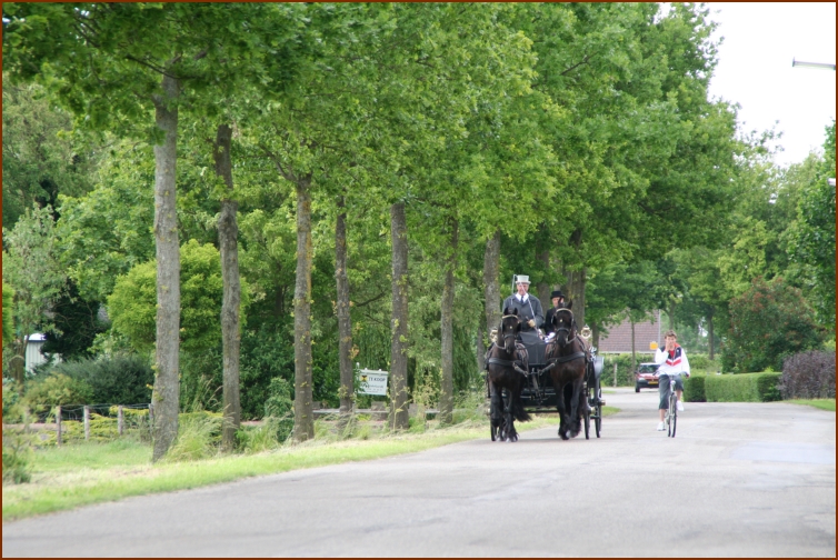 935 Willy & Gerard 128 Met de Koets